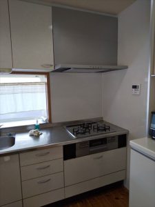 長泉町でノーリツ製ビルトインコンロ・レンジフードの交換