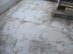 沼津市　ベランダ防水　ナルライト注入法