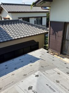 沼津市 雨漏りカバー工法 防水紙(ルーフィング)