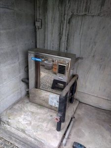 富士市で石油給湯専用給湯器の交換