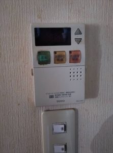 富士宮市　TOTO 石油給湯器