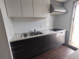 裾野市マンション ＴＯＴＯキッチンへ