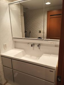 沼津市で機能的な洗面タカラ「ファミーユ」にリフォーム