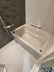 沼津市で浴室まるごと保温のクリナップ「ラクヴィア」に