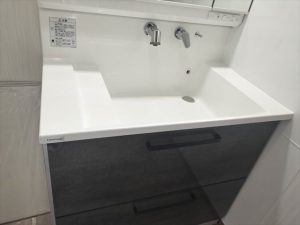 沼津市でコンパクトなデザインのクリナップ 洗面化粧台BGAシリーズ