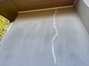 函南町　戸建住宅　モルタル外壁塗装と雨戸木枠の補修