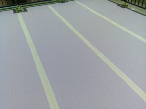 「通気緩衝工法」でベランダ・屋根防水