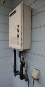 伊豆の国市で給湯器交換工事