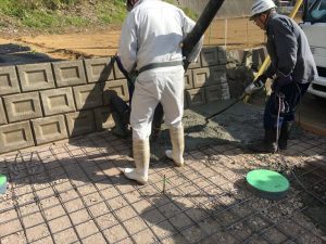 長泉町　下長窪マイホーム新築注文住宅　コンクリート流し込み