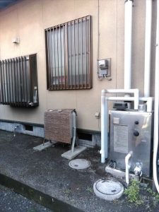 富士市田中新田でコロナ製給湯器に交換