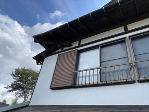 裾野市で雨漏り セラミックシリコンで塗装・窓廻りコーキング