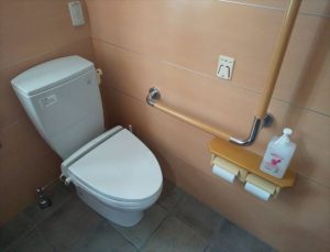 函南町でトイレ交換工事