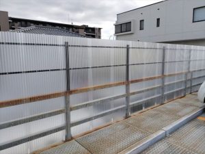 三島市の駐車場波板改修工事