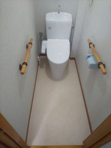 沼津市でトイレの床の凹み解消と便器交換