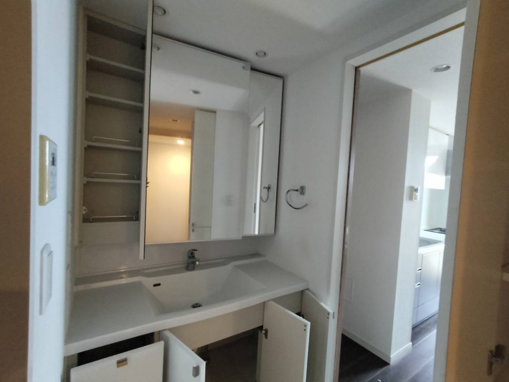 裾野市　中古マンション水廻り・サッシリフォーム